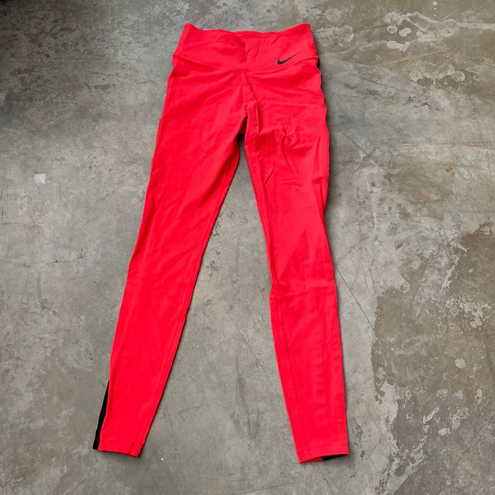 Women’s Nike tights